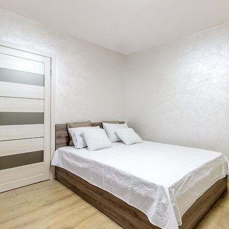 City Center Vip Studio Apartment Lviv Exterior photo